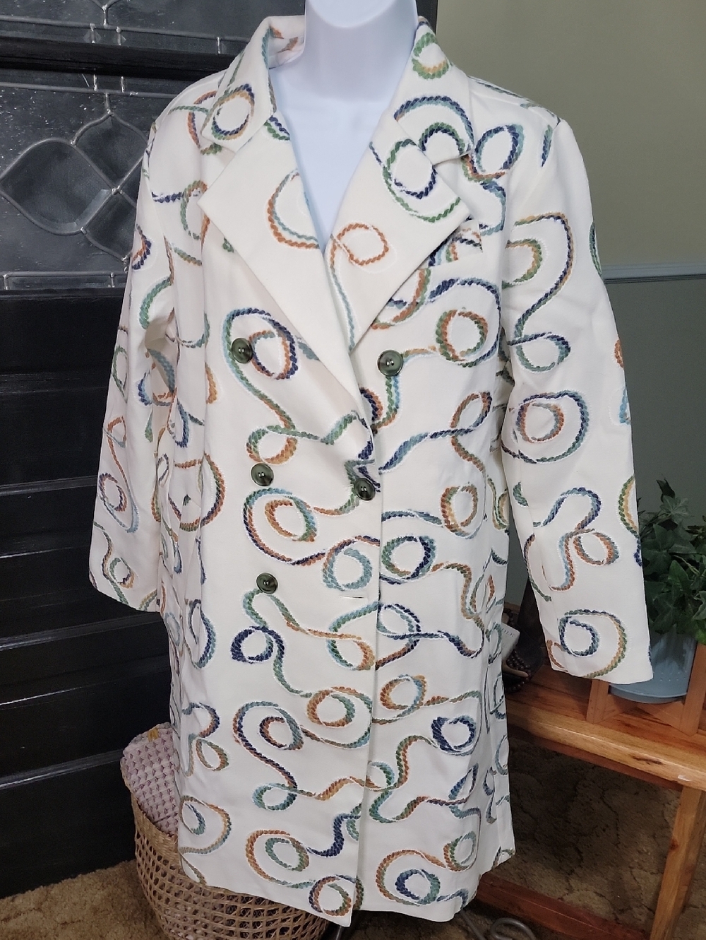 NWT DAVI & DANI White Chunky Thread Embroidered Midi Coat Jacket Woman Size SML